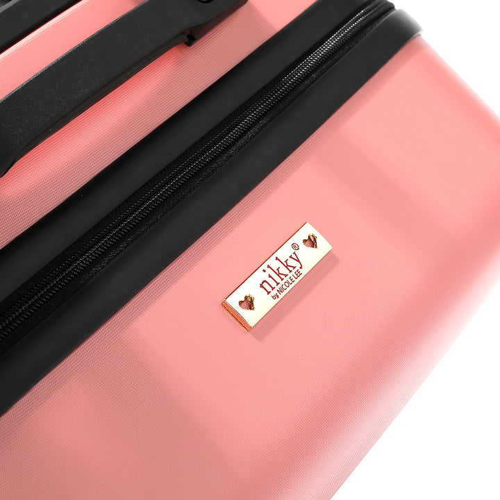 NIKKY HARDCASE 21" LUGGAGE